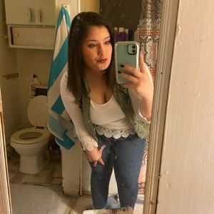 Meet your Posher, Kimberly